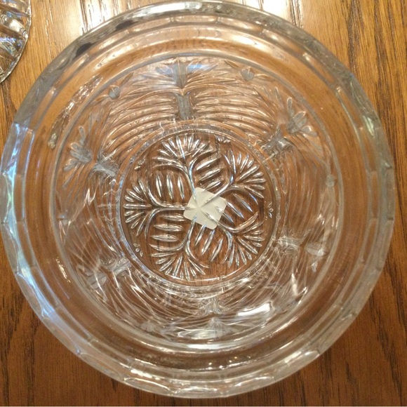 Fifth Avenue Crystal 7-1/2" Covered Jar - Picture 5 of 5